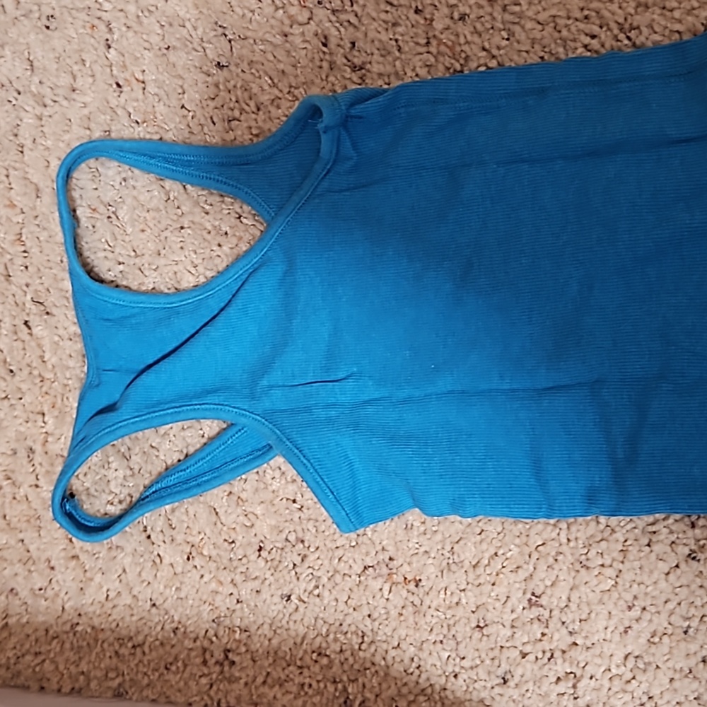 Basic Blue Tank - Picture 3 of 4